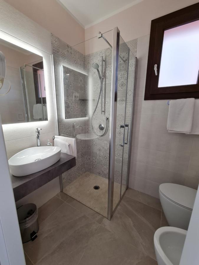 Il Risveglio Di Pula Domo Hotel Екстериор снимка